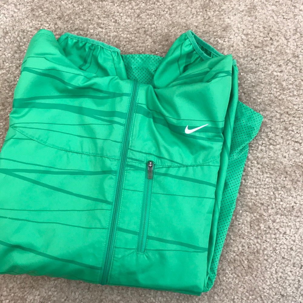 Nike Running Windbreaker Size S